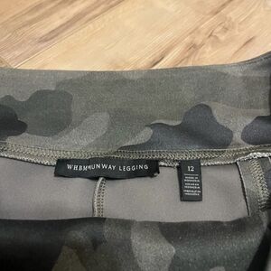 WHBM Camouflage Runway Leggings